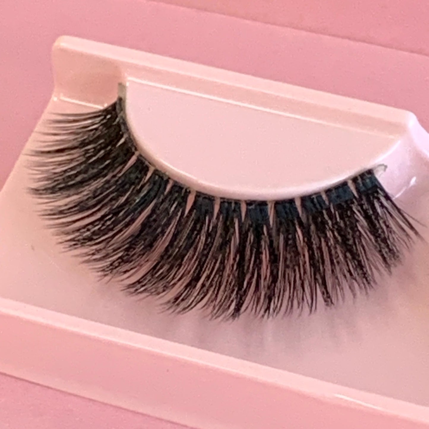 JK Lashes "Volume"