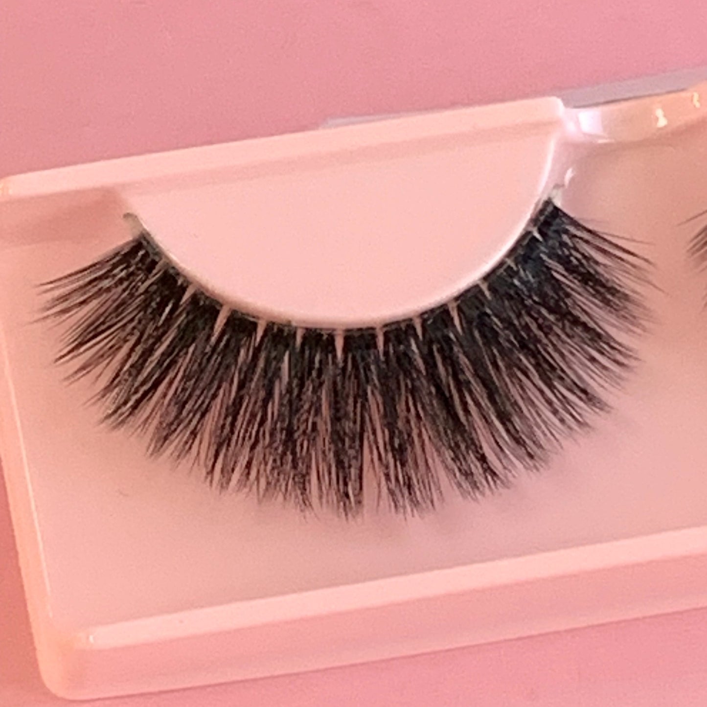 JK Lashes "Volume"
